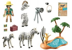 Photographer with zebras (PM-71295)